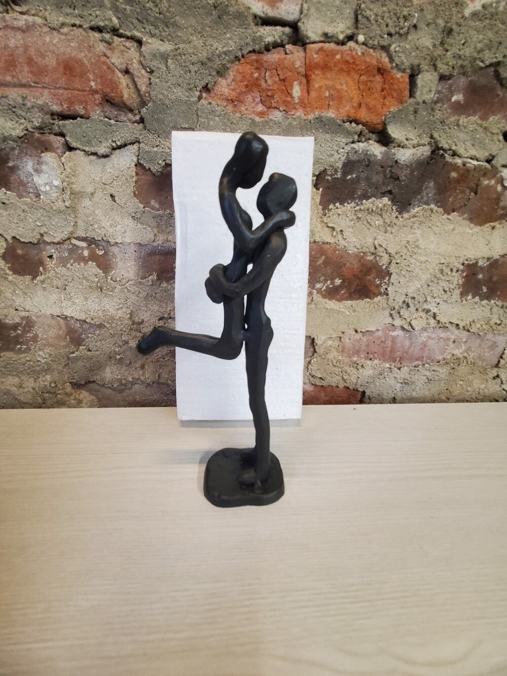 Abstract Couple Embracing Sculpture Figurine Love Statue Home Decor Bronze Look